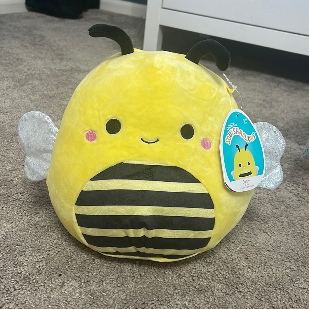 Squishmallow sunny 7.5 inch